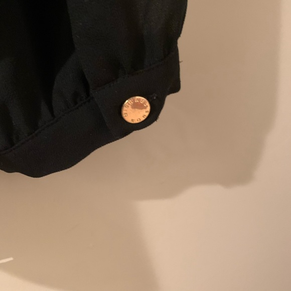 MICHAEL Michael Kors Black and Gold Blouse - Women’s Size Medium - Picture 6 of 6